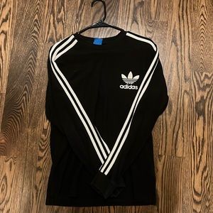 Long sleeve black adidas t-shirt.